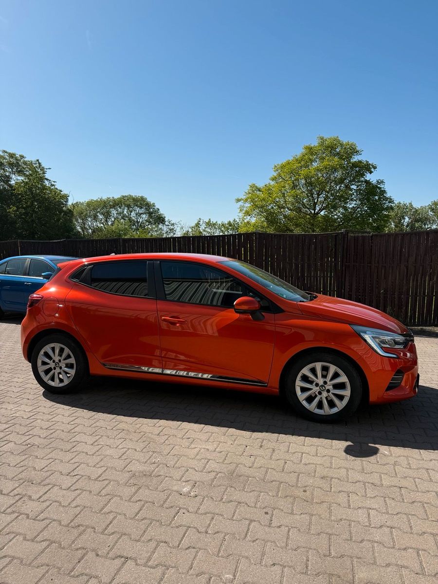 RENAULT Clio