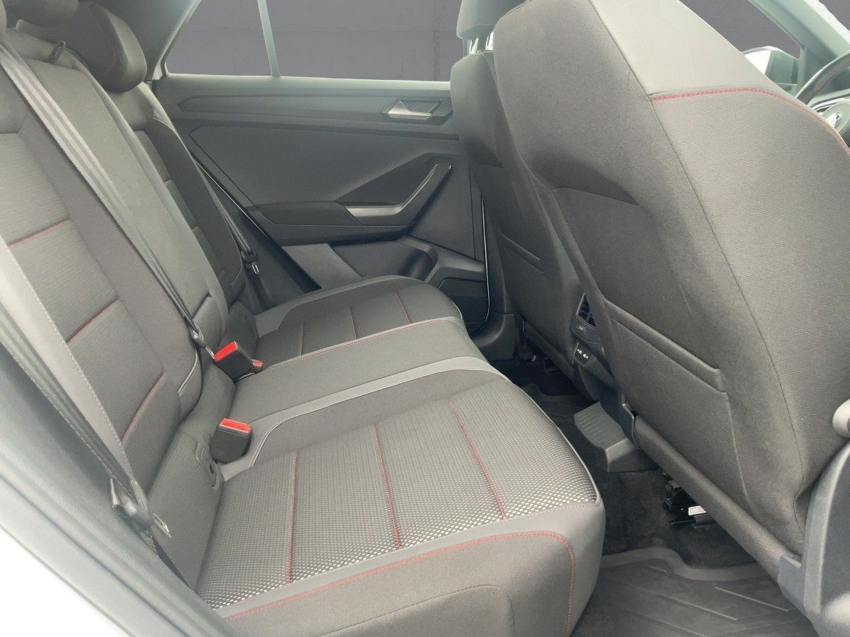 Volkswagen T-Roc - Bild 13