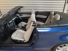 Fahrzeugabbildung BMW 118i Cabrio M Sportpaket