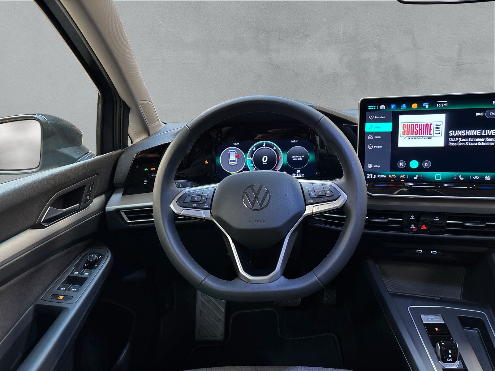 Fahrzeugabbildung Volkswagen Golf Variant 2.0 TDI Life SHZ HuD Kamera ACC