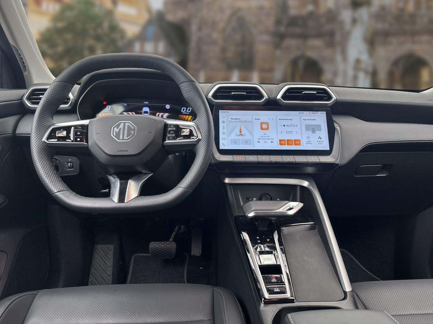 Fahrzeugabbildung MG ZS HEV Luxury Vorführwagen