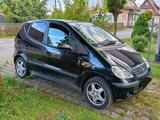 Mercedes-Benz A 140 CLASSIC Classic - schwarze Mercedes-Benz A 140
