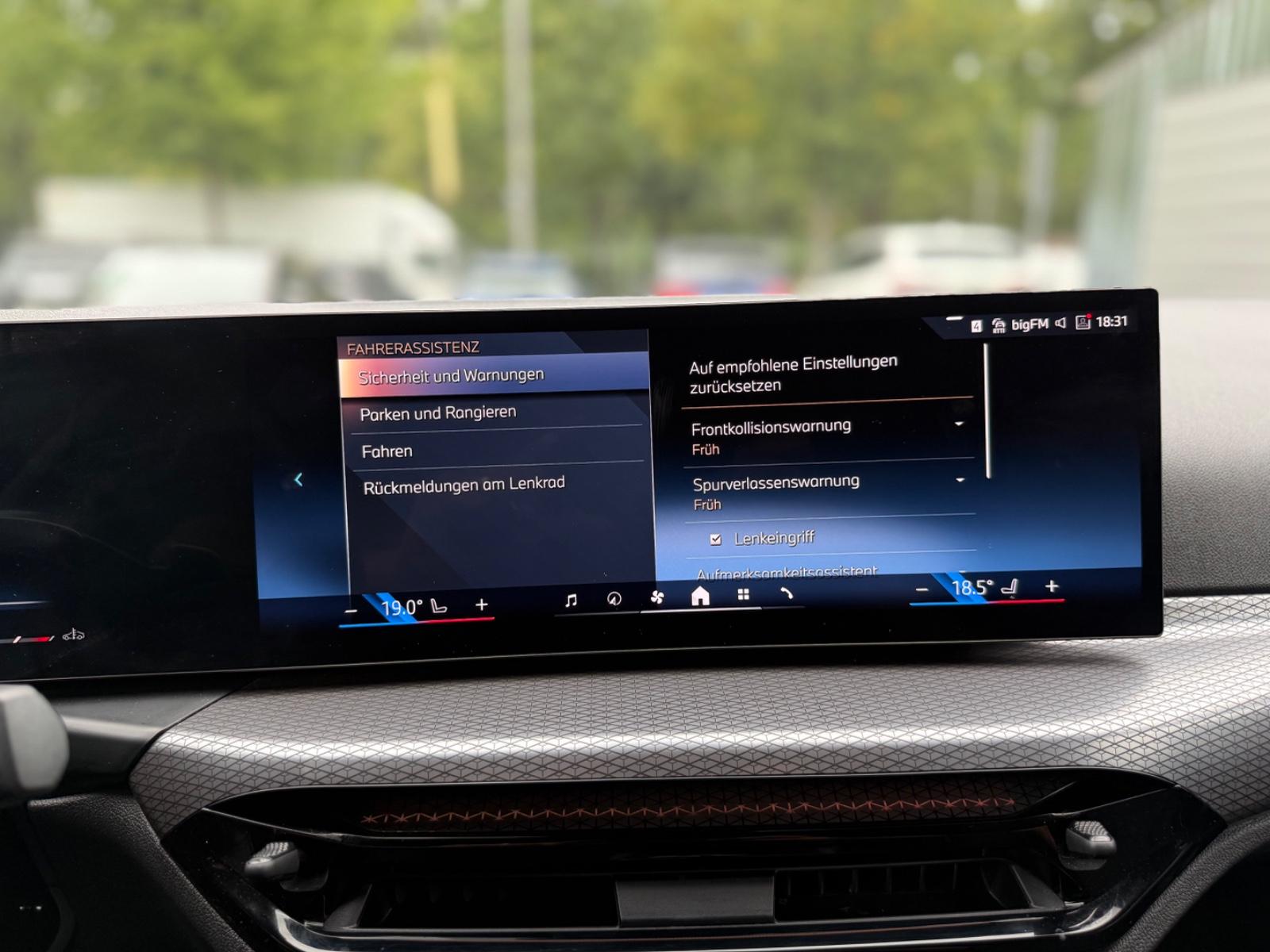BMW 3 Series I Touring xDrive M Sport/Ambiente/Spur/Apple, миниатюра 26
