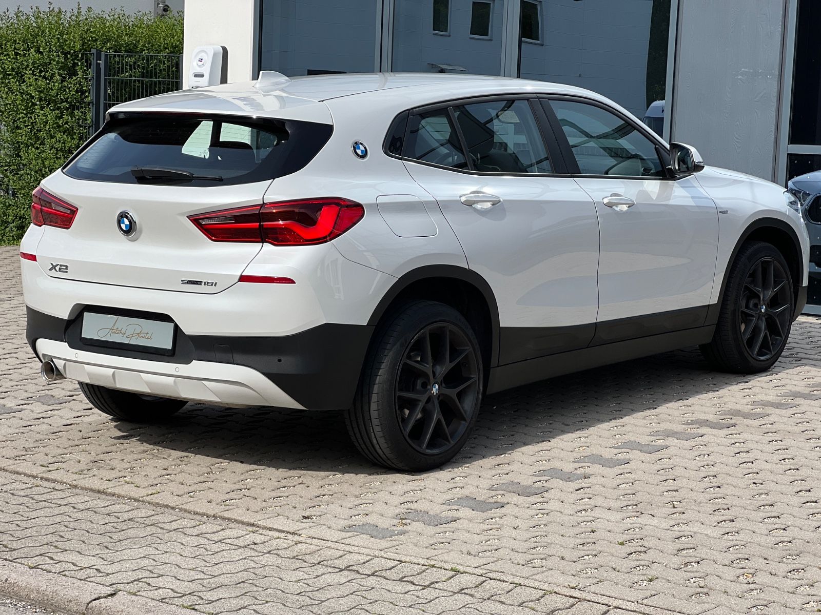 BMW X2 sDrive LED PDC HED-UP foto 6