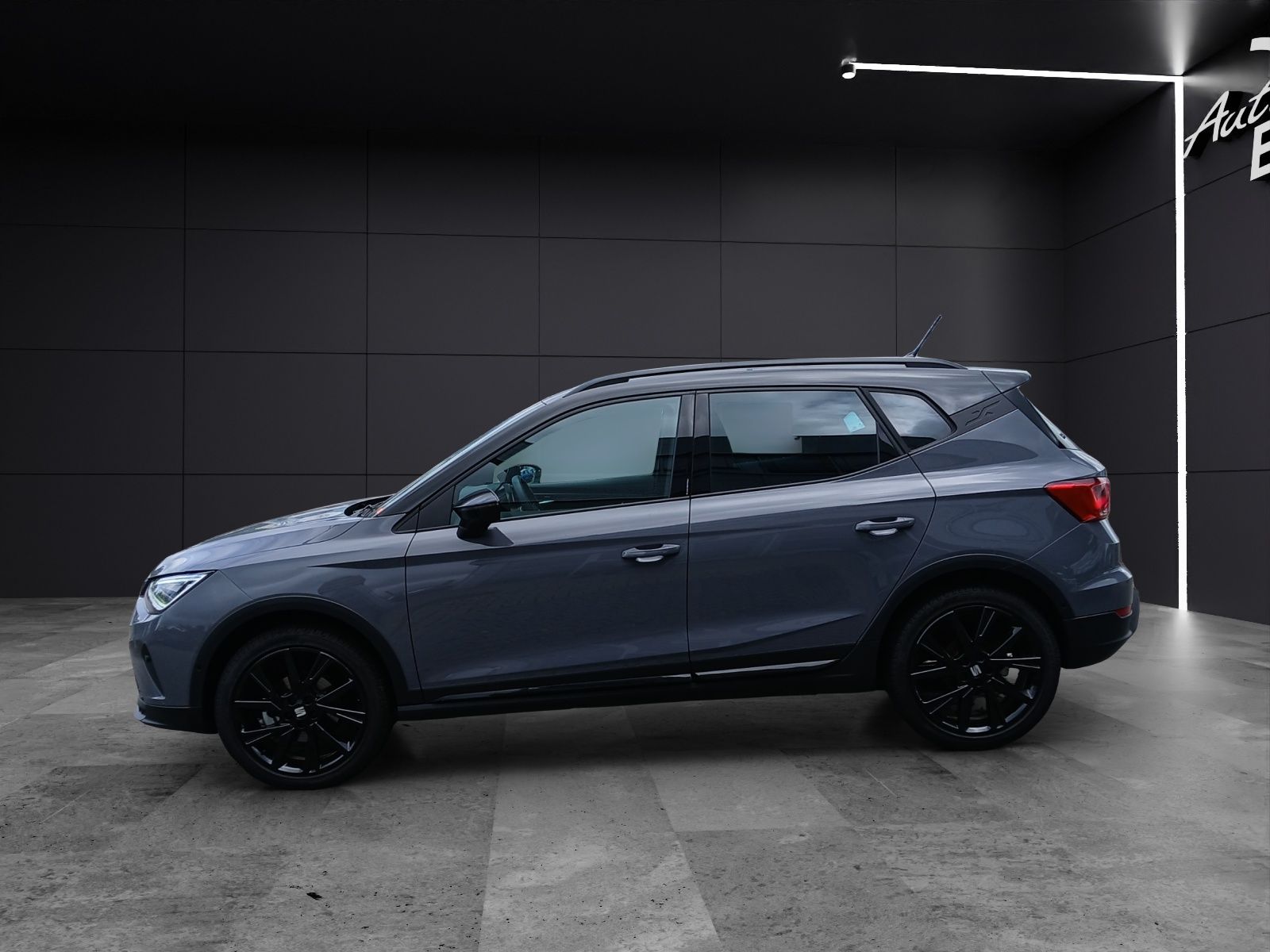 Fahrzeugabbildung SEAT Arona TSI FR Black Edition DSG LED Navi AID ACC