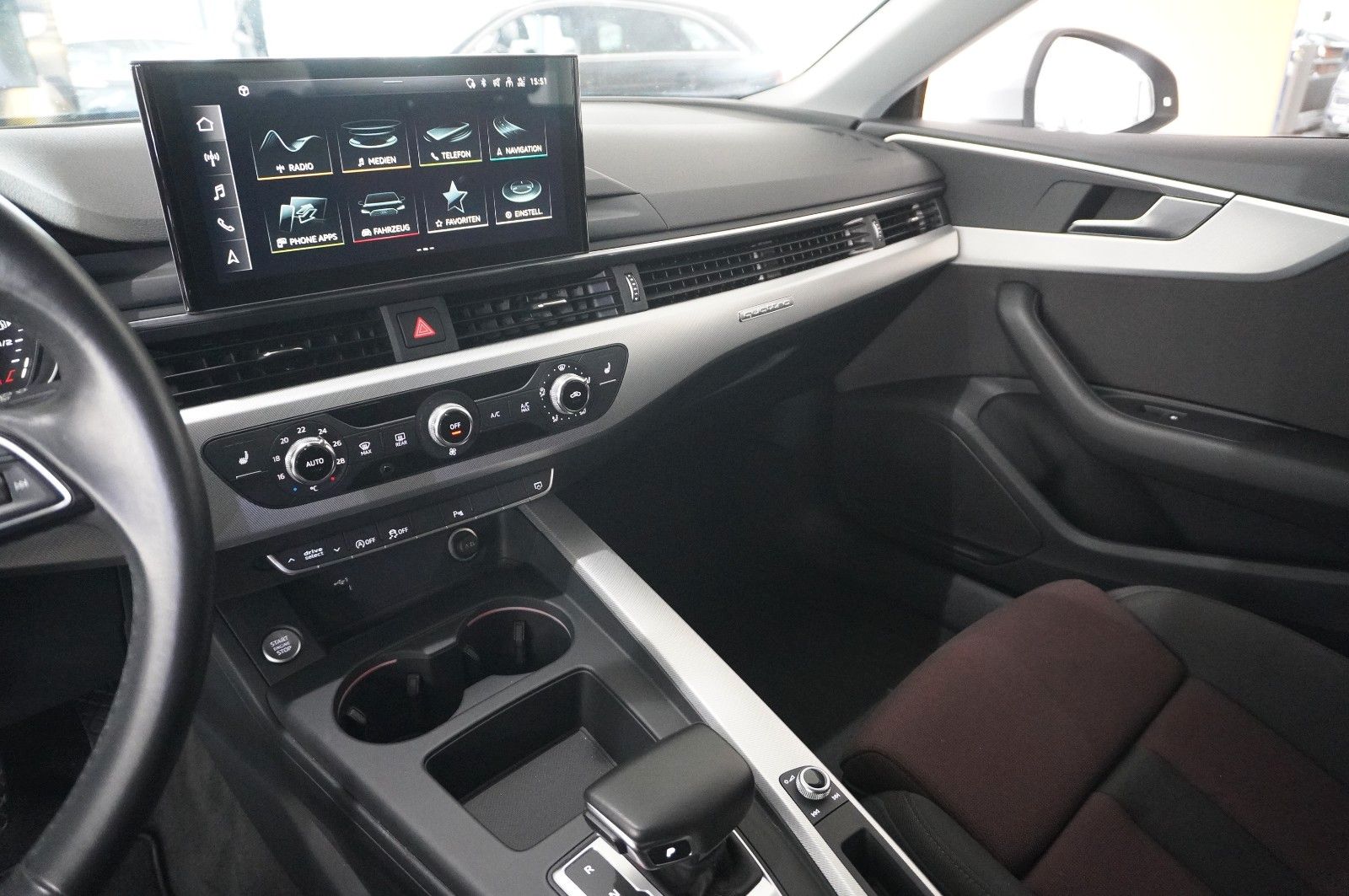 Fahrzeugabbildung Audi A5 Sportback 40 TDI QUATTRO NAVI/MATRIX/KAMERA
