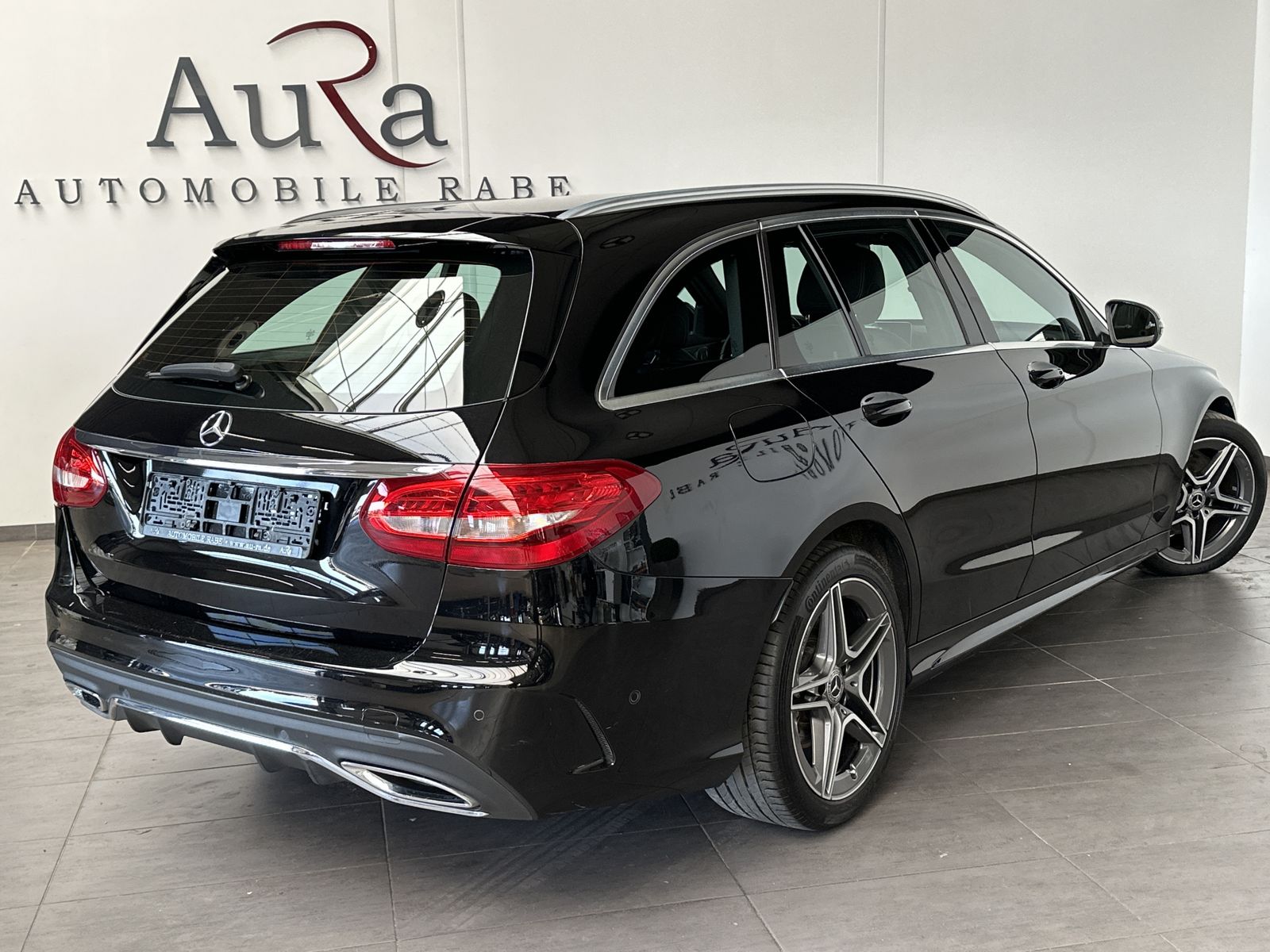 Fahrzeugabbildung Mercedes-Benz C 220d T AMG-Line NAV+AHK+CARPLAY+BURMESTER+18ZO