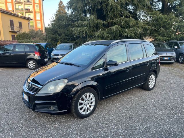 Opel Zafira 1.9 CDTI 120CV Cosmo*7POSTI