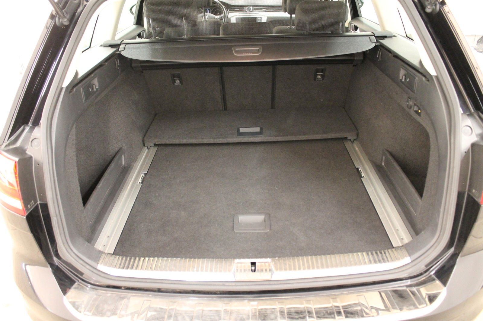 Fahrzeugabbildung Volkswagen Passat Variant Comfortline BMT 2.0 TDI 110 kW