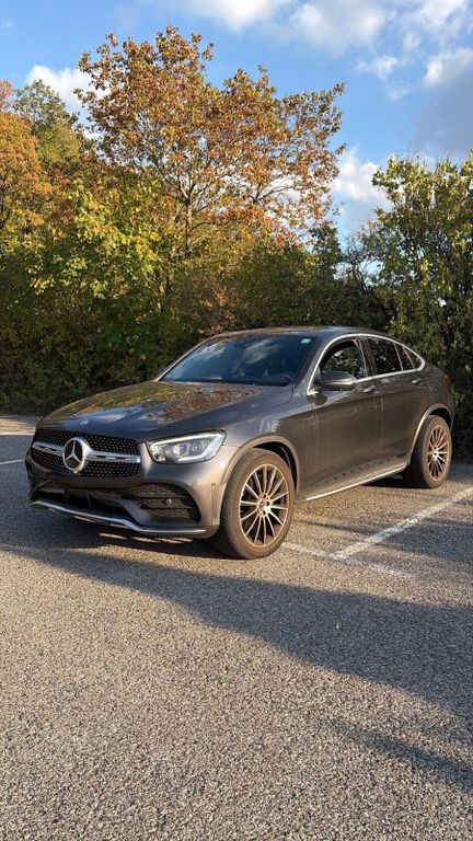 Image of Mercedes-Benz GLC 400
