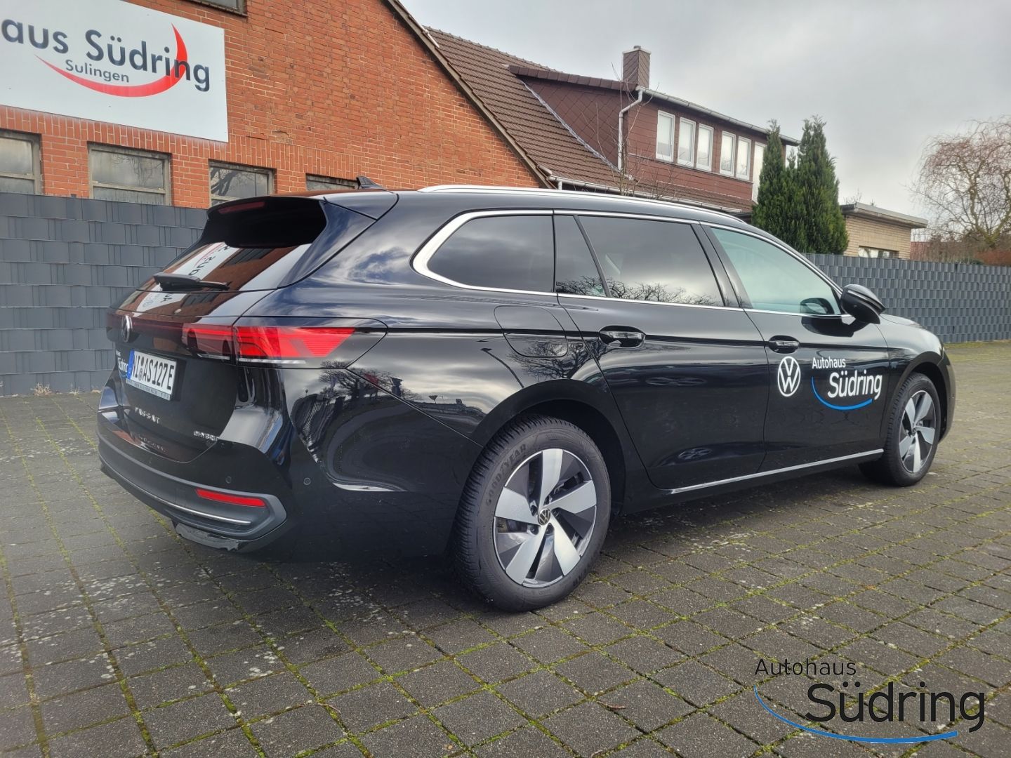 Passat Variant 1,5 TSI eHybrid Business HUD AHK