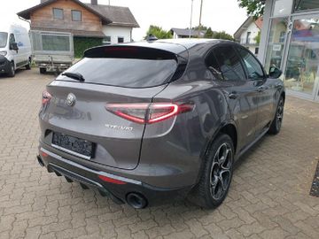 Alfa-Romeo Stelvio - 7