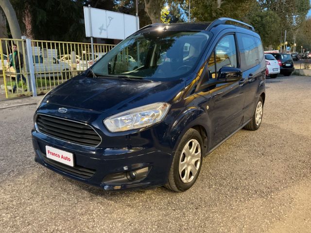 Ford Tourneo Courier 1.0 EcoBoost Titanium 74kw(