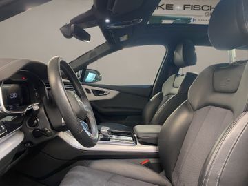 Audi Q7 - 8