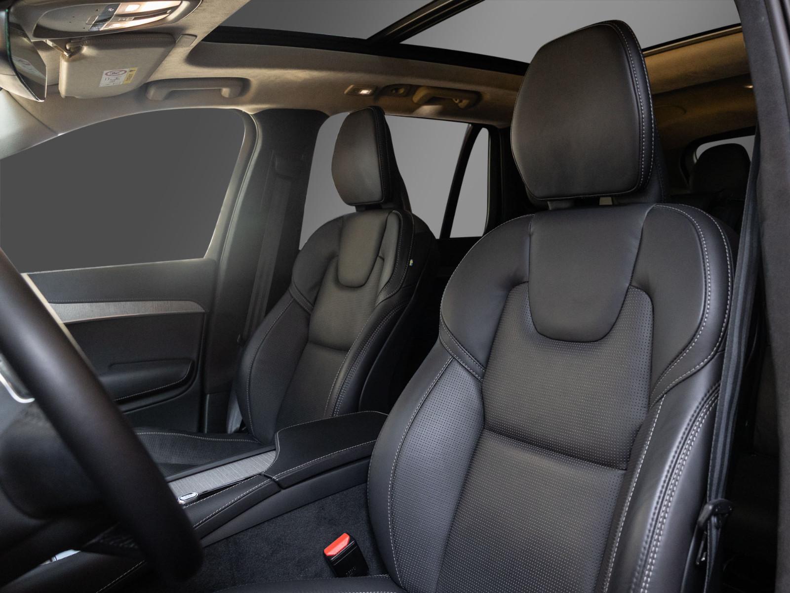 Volvo XC90 B5 AWD Ultimate Dark- voll