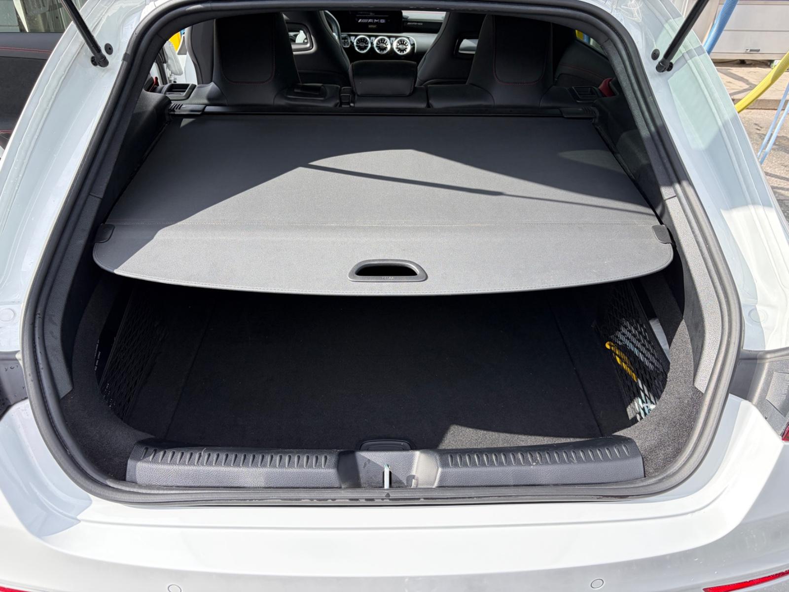Mercedes-Benz CLA 35 AMG Shooting Brake Garantie Totw. Pano. 