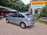 Ford Focus 1.6 Ghia scheckheftgepflegt - Ford: Ghia