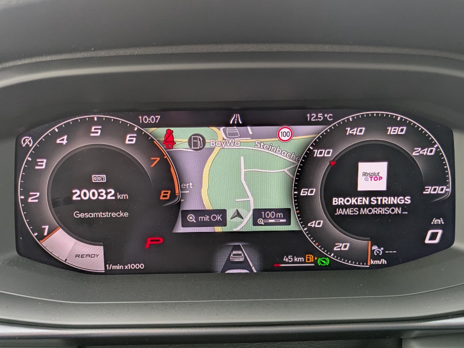 Fahrzeugabbildung CUPRA Terramar 2.0 TSI 4D VZ HUD*MATRIX*PANO*DCC*20"