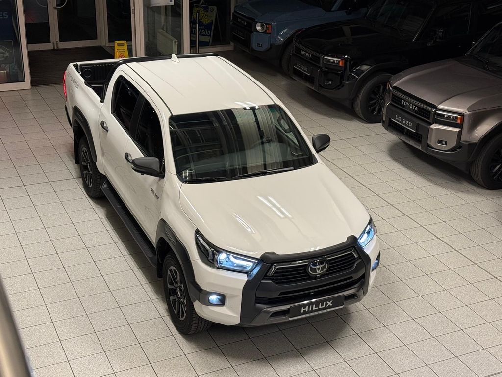 Toyota DOUBLE CAB INVINCIBLE-MILD HYB.-360 CAM.--JBL