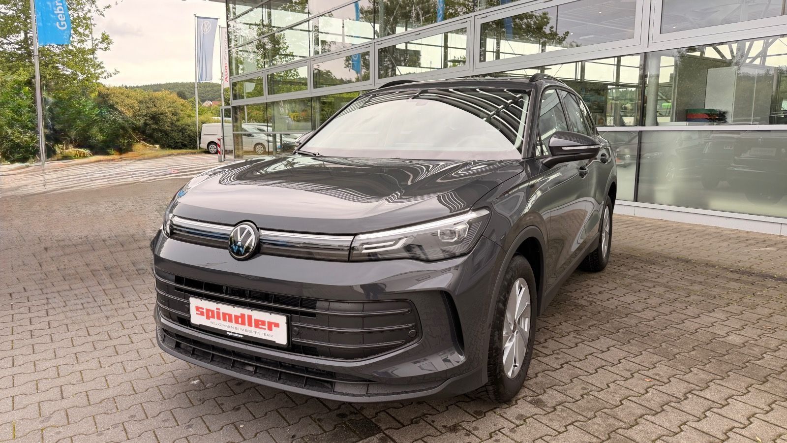 Volkswagen Tiguan Trend 1.5eTSI DSG CarPlay LED AHK RFK foto 2