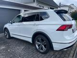 Volkswagen Tiguan Allspace 2.0 TDI R Line 4MOTION - Volkswagen Tiguan Allspace in Kassel