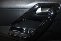 Fahrzeugabbildung Peugeot 208 1.2 Active PureTech Klimaautomatik 2.Hand