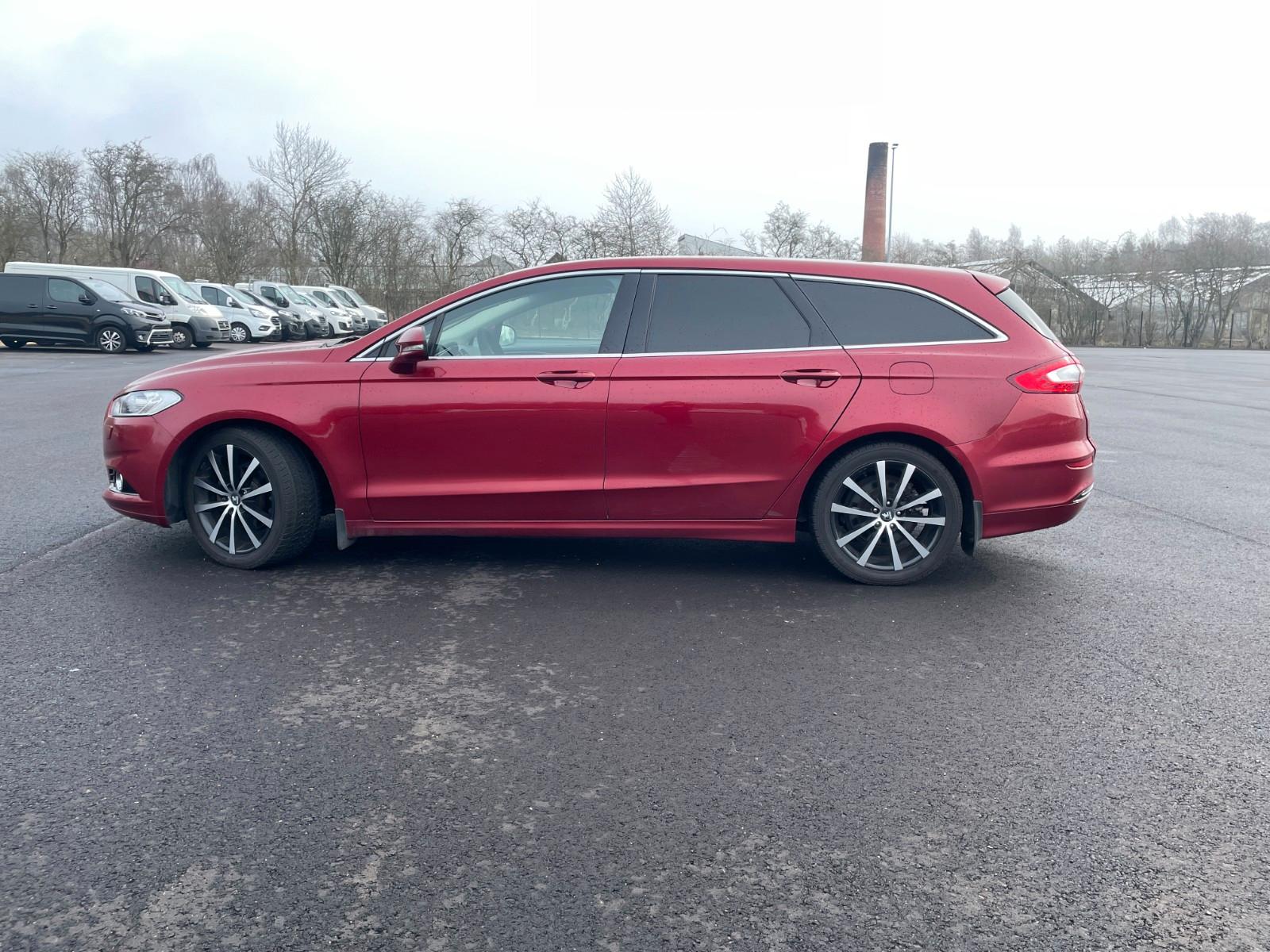 Ford Mondeo 2015 — photo 11