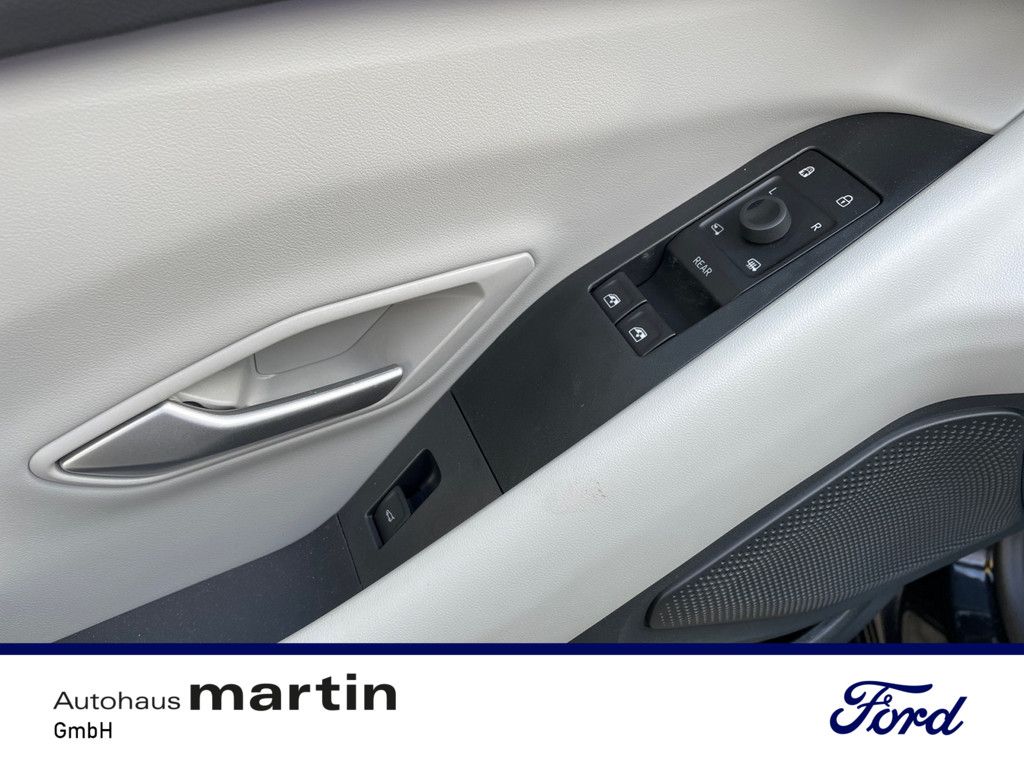 Fahrzeugabbildung Ford Capri Premium AWD Extended Range B&O MATRIX-LED