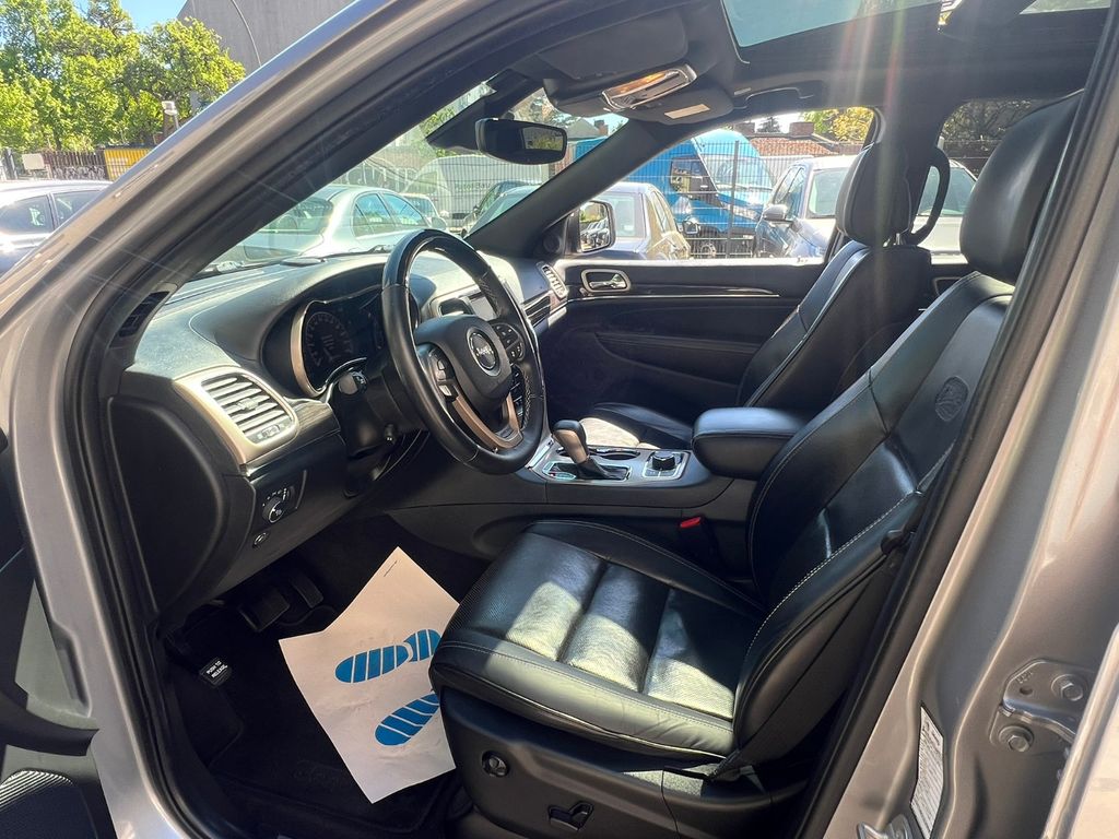 Jeep Grand Cherokee 3.0l V6  Overland Autom.*Panorama