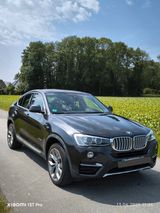 BMW X4 xDrive35i AT xLine xLine - BMW X4 mit Benzin-Antrieb