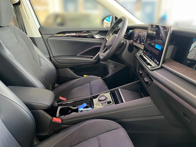 Fahrzeugabbildung Volkswagen Tayron 2.0 TDI DSG ELEGANCE AHK NAVI LED-PLUS