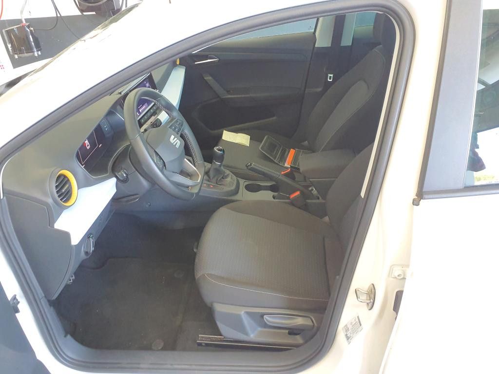 Fahrzeugabbildung SEAT Ibiza 1.0 TSI Style-VIRTUAL-LED-SHZ-APPS-KLIMAA-