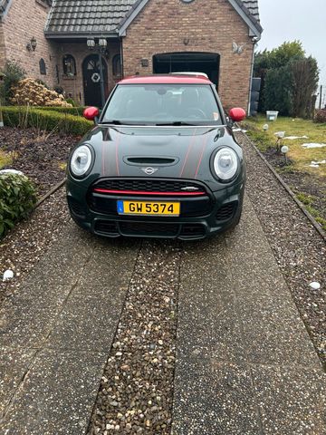 MINI JOHN_COOPER_WORKS
