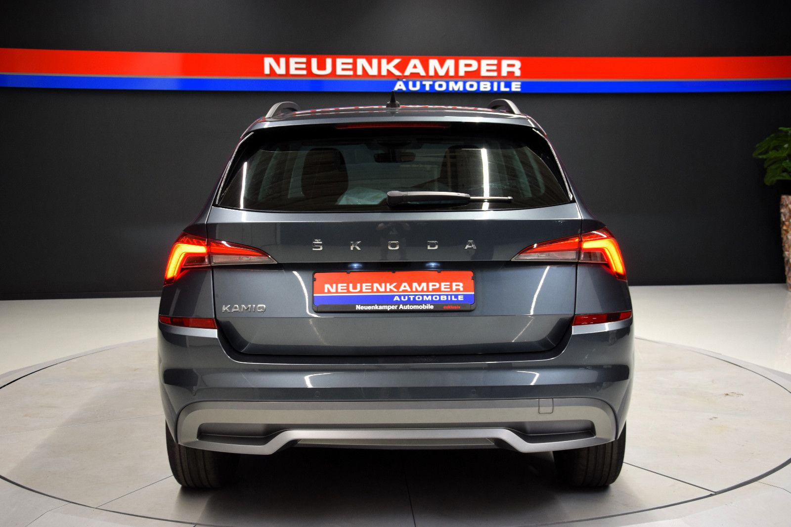 Fahrzeugabbildung SKODA Kamiq Ambition TDI DSG AHK Business Amundsen LED