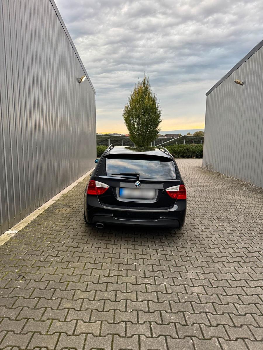 BMW 318 2008 — двигун 143 HP (105kW)