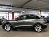 Audi SQ6 SUV e-tron 360 kW - graue Audi SQ6 e-tron