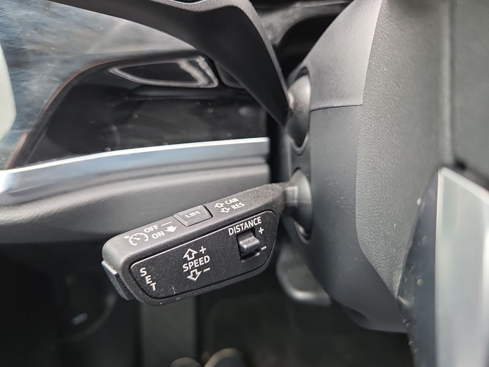 Audi Q3 S-LINE 35TFSI S-TRONIC AHK+ACC+KEYLESS+NAVI+A foto 19