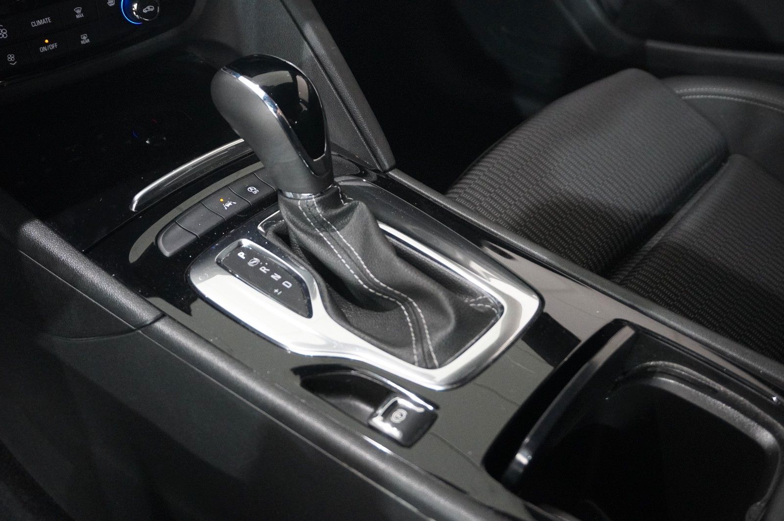 Fahrzeugabbildung Opel Insignia B ST 1.6D INNOV. NAVI/LED/KAMERA/SH/AHK