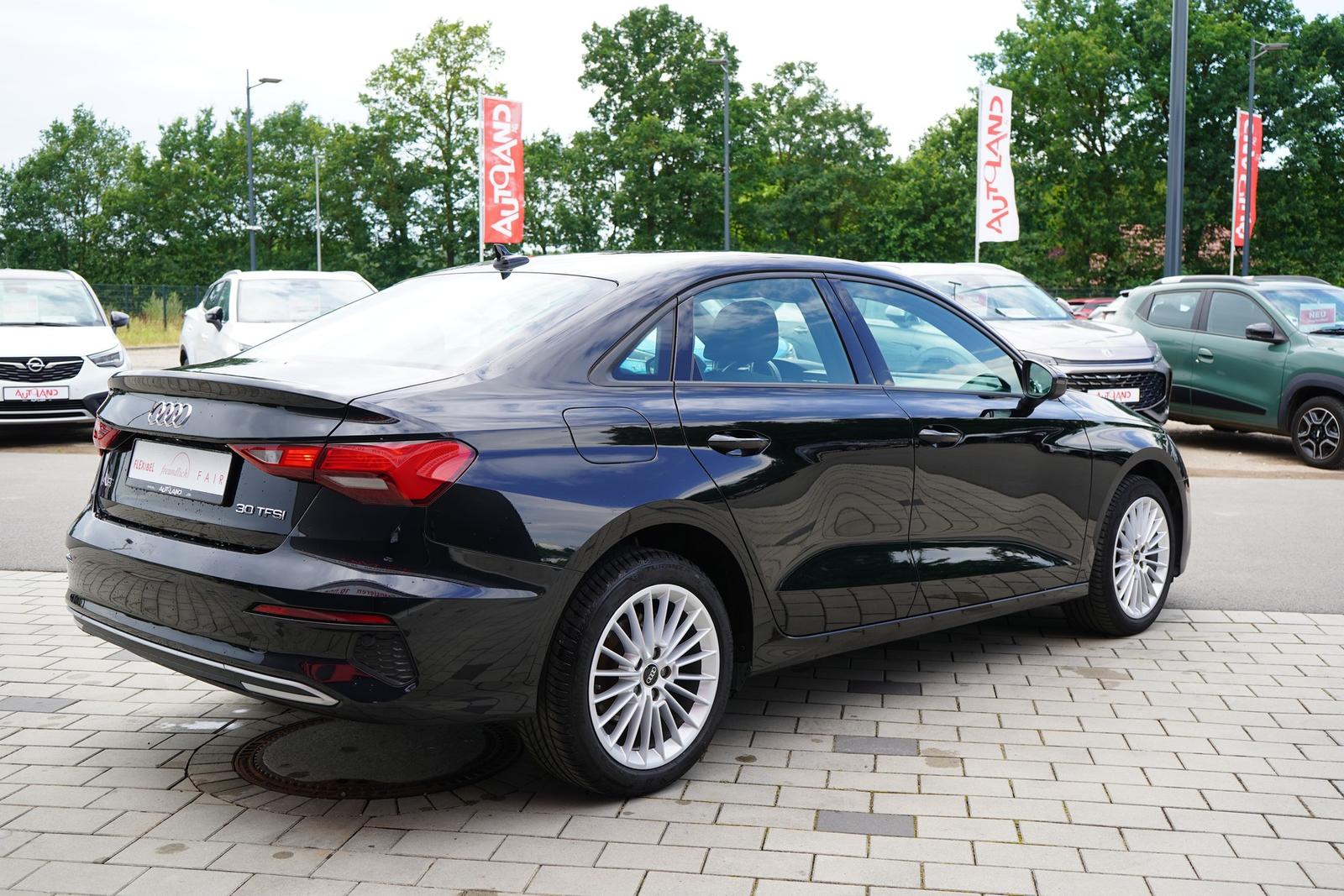 Audi A3 30 TFSI advanced LED Navi ACC DAB Klimaaut., миниатюра 6
