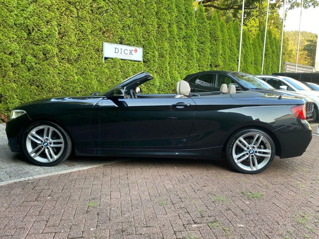 Fahrzeugabbildung BMW 220 d Cabrio M Sport/M Paket XEN+PROF+LEDER+SHZ+