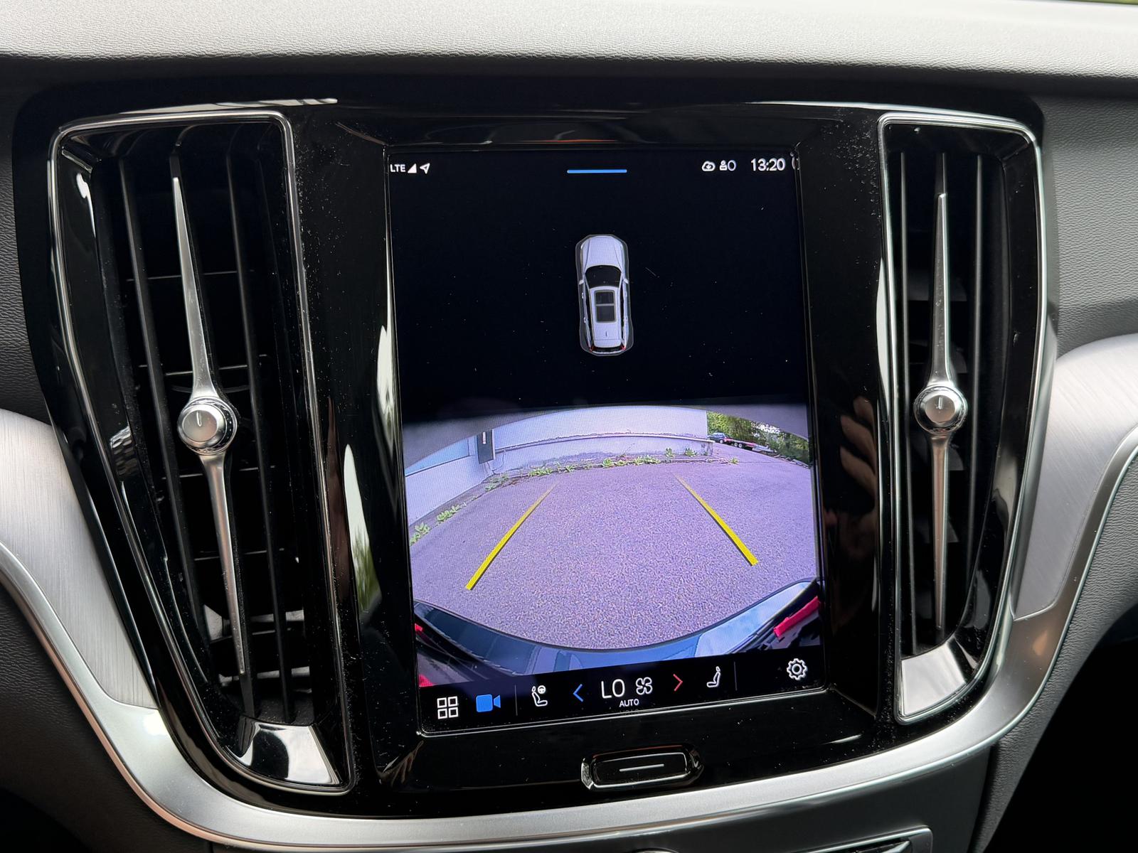 Volvo V60 Essential LED Virtual-Cockpit Rü-Kamera 