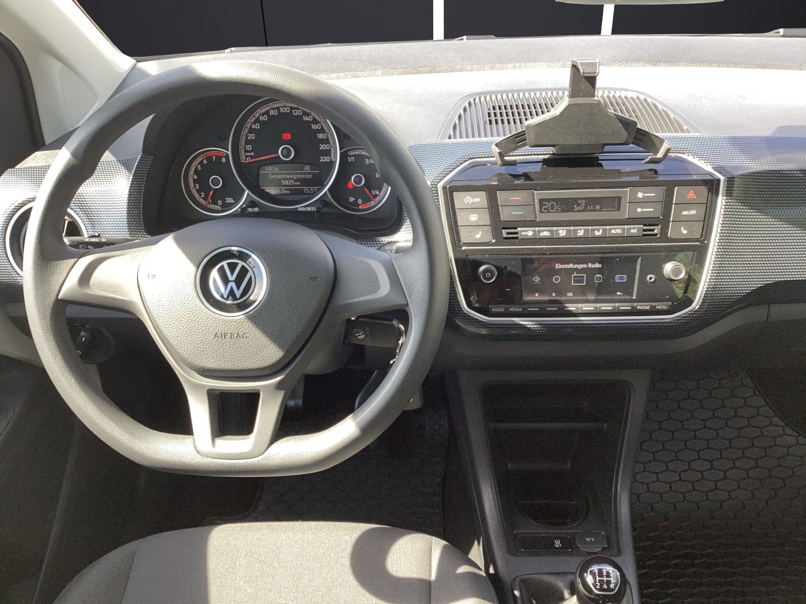 Fahrzeugabbildung Volkswagen up! 1.0 move Climatronic RFK DAB SH