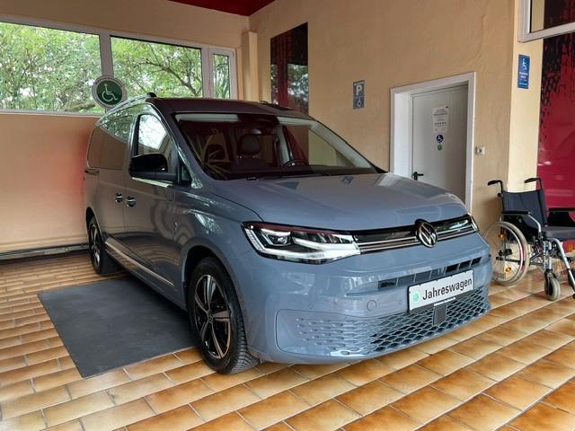 Volkswagen Caddy Maxi Style Rollstuhlrampe Kam digCo LED