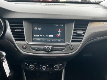 Bild 17 Opel Crossland (X) Crossland INNOVATION - RFK - LENKRAD-/SITZHZG.