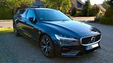 Volvo V60 D4 Geartronic R Design, 2 J. Garantie