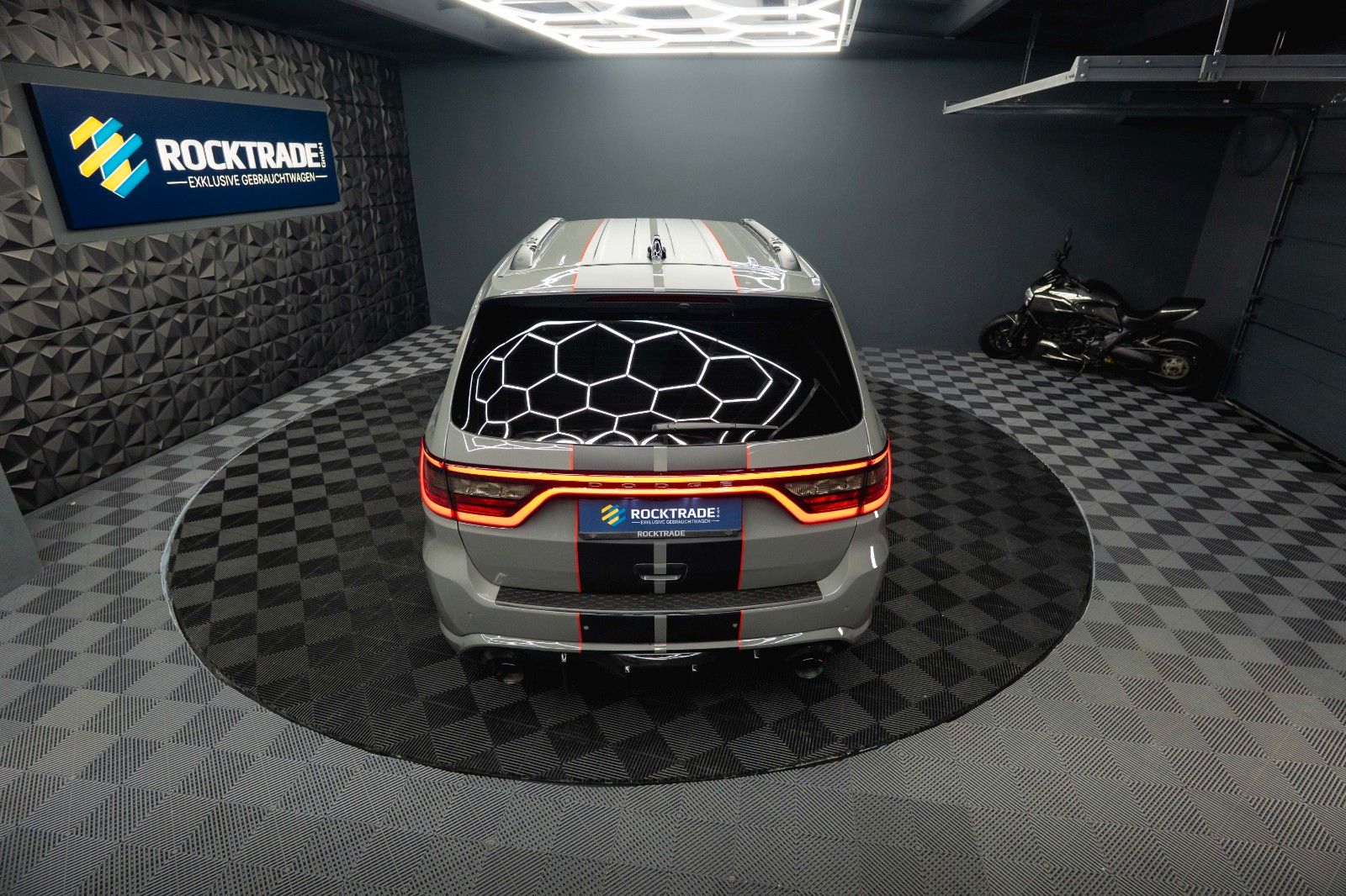 Fahrzeugabbildung Dodge Durango 5.7 V8 R/T 4x4 Night-Paket Modell 22 ACC