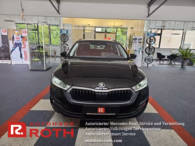 Skoda Octavia Combi 2.0 TDI DPF DSG/LED Navi/AHKAutom.