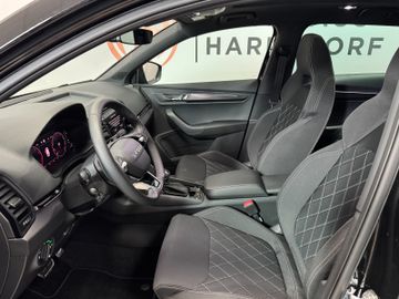 Skoda Karoq Sportline 1.5 Matrix+AHK+Panodach+Kamera