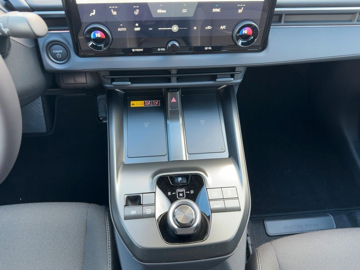 Fahrzeugabbildung Toyota C-HR+ Teamplayer *NAVI+MATRIX-LED *ACC *SHZ*