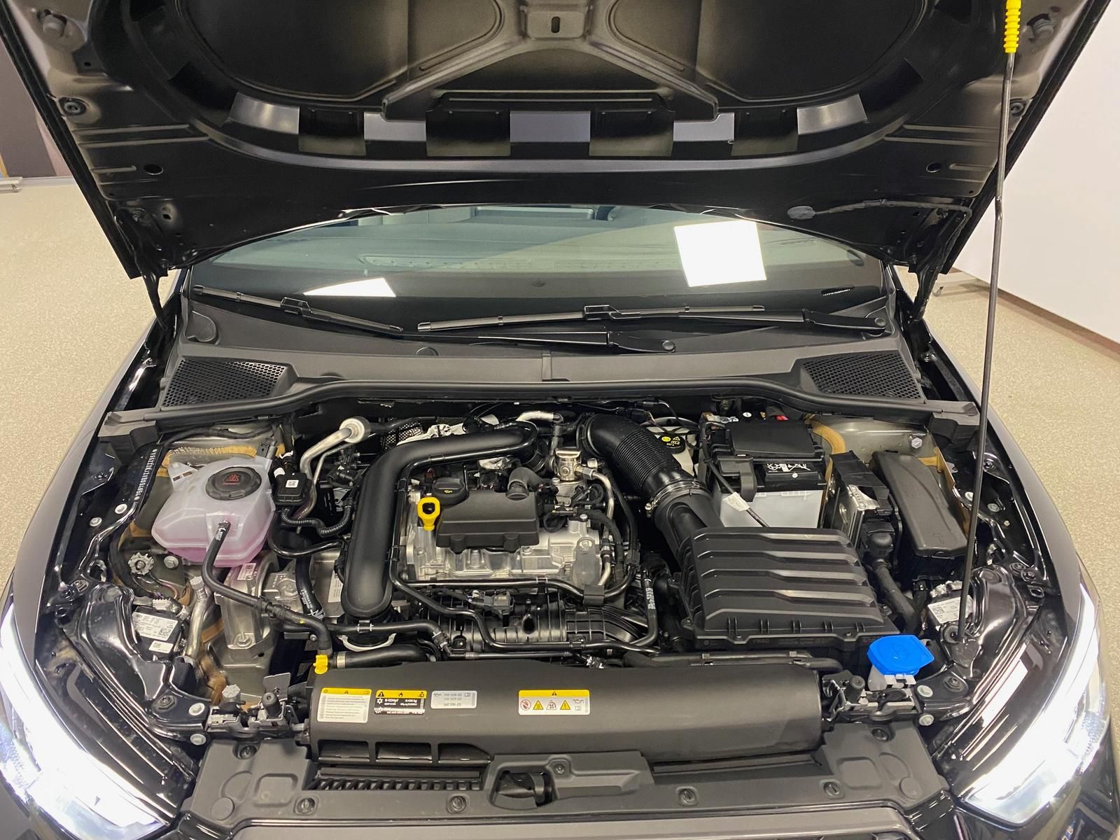 Fahrzeugabbildung SEAT Ibiza 1.0 TSI FR APP+KLIMA+ACC+RFK+5J GARANTIE++